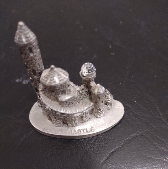 Boldt Castle - Picture 2 of 3